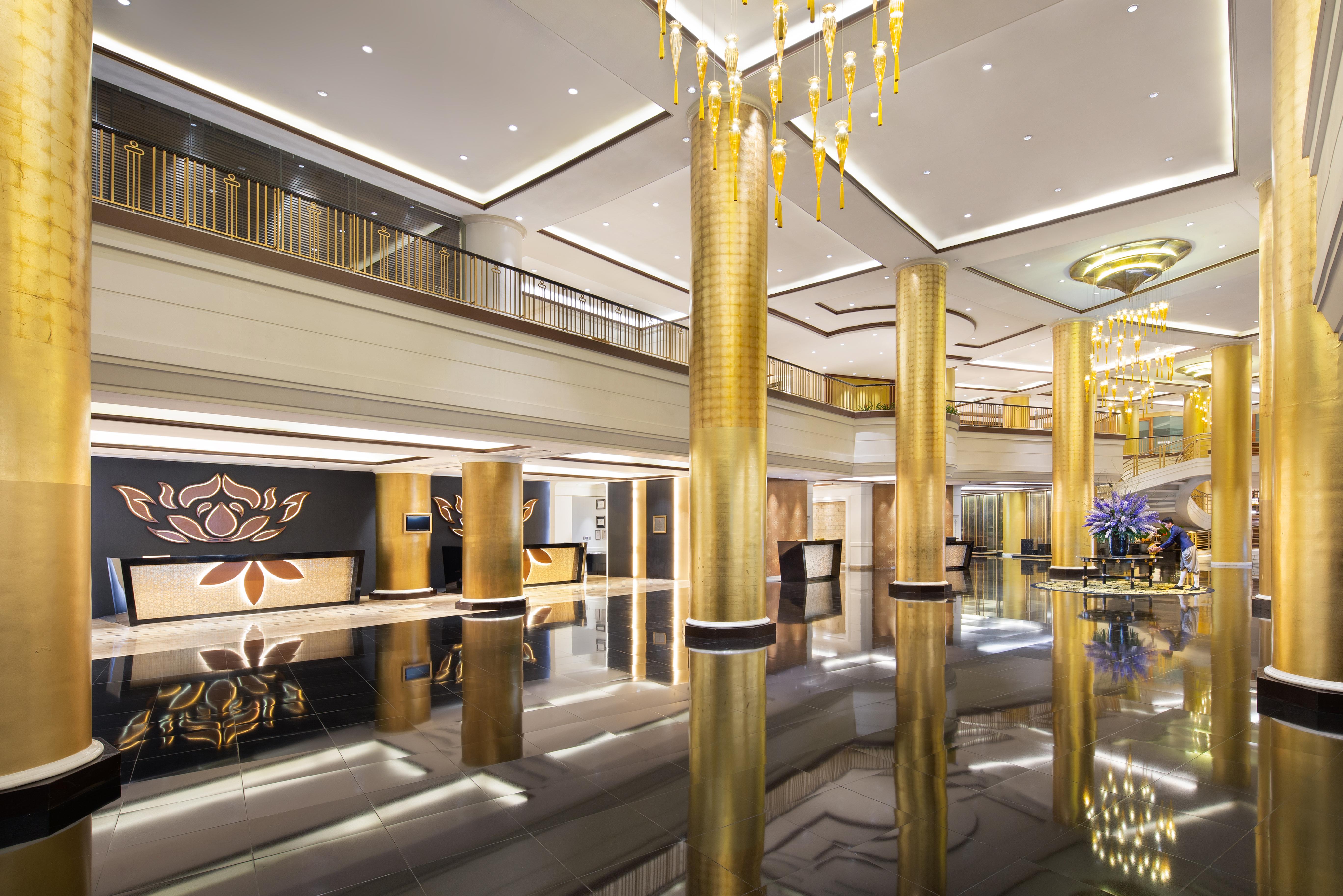 Dusit Thani Manila Μακάτι Εξωτερικό φωτογραφία The lobby of the hotel